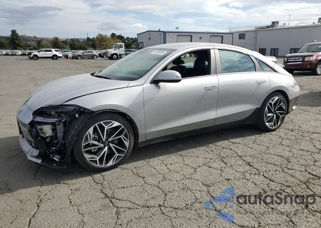 KMHM34AA1SA083177: 84288385