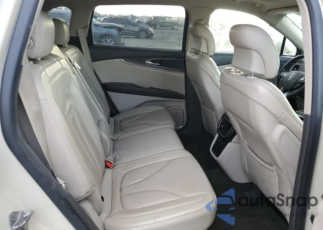 2LMTJ8LR7GBL59941: 83959425