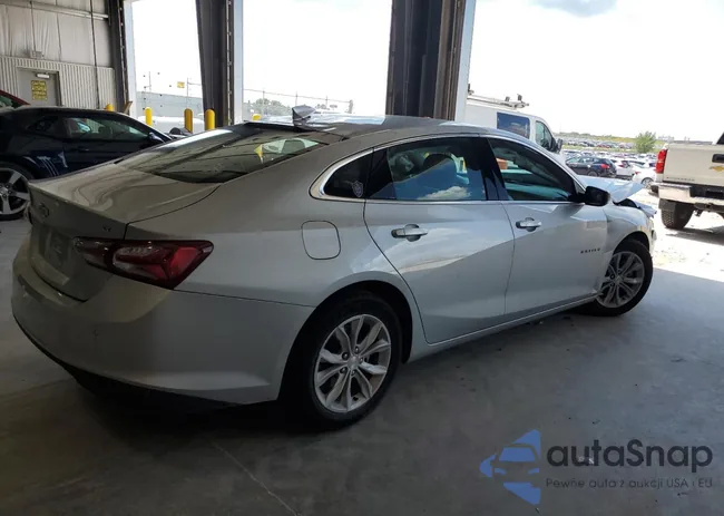 1G1ZD5ST1NF111444: 70846705