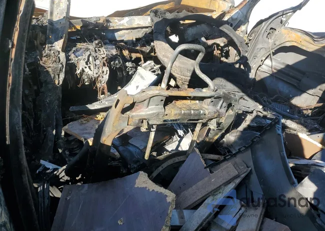 KM8R5DGE9RU700439: 81197735