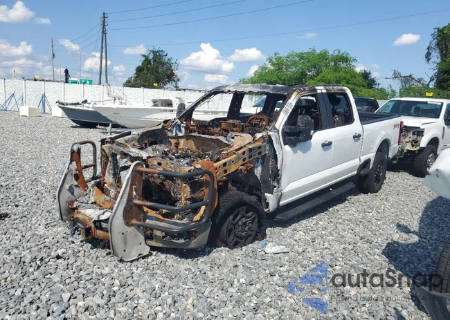 1FT8W2BN2PED18091: 68867555