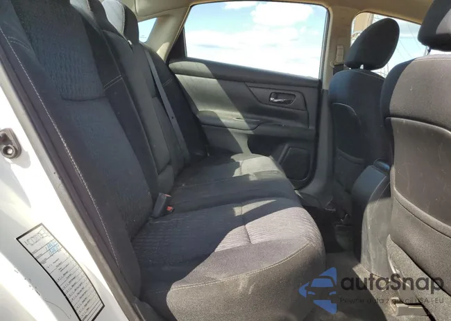 1N4AL3AP8HN332989: 70570385