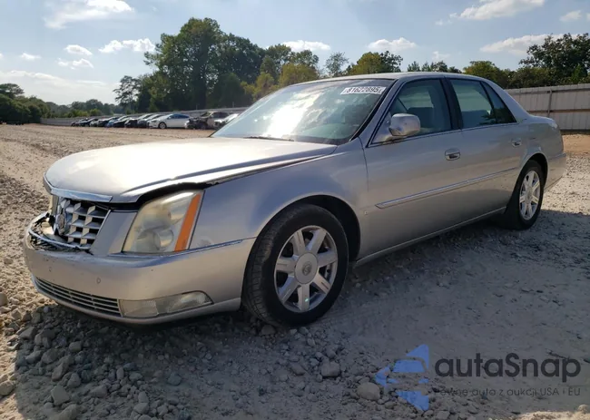 1G6KD57Y67U172190: 81622895