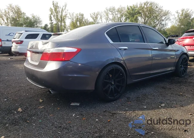 1HGCR2F32FA109614: 84181255