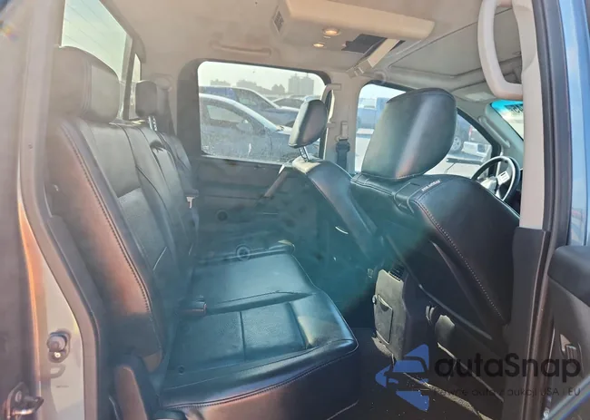 1N6AA0ED8BN325026: 70398545