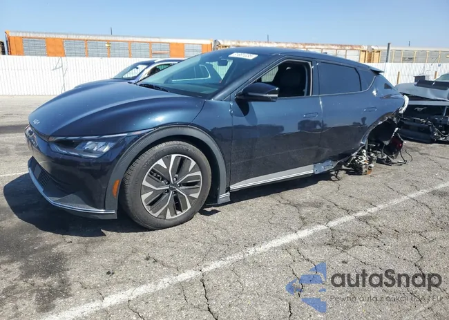 KNDC34LA2R5620235: 81691035