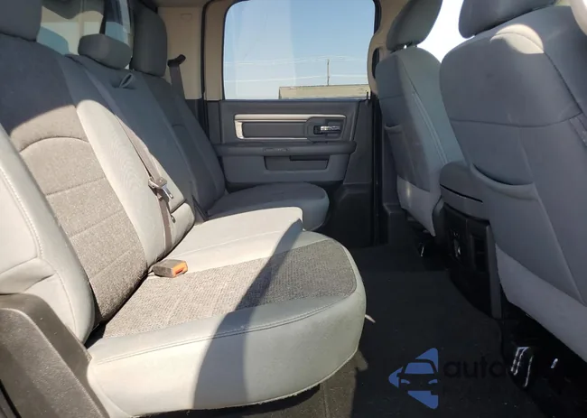 1C6RR7LM9JS321990: 81424135