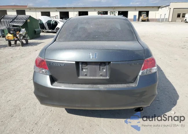 1HGCP2F42AA039376: 84605255