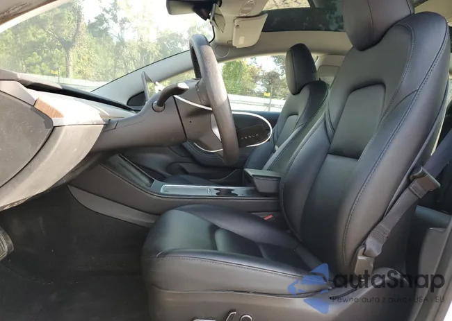 5YJ3E1EB4PF633675: 83775705