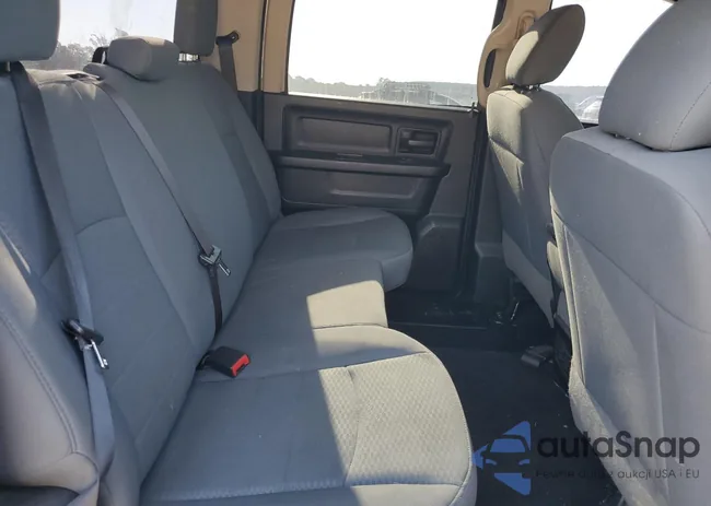 1C6RR6KT6JS101158: 81454675