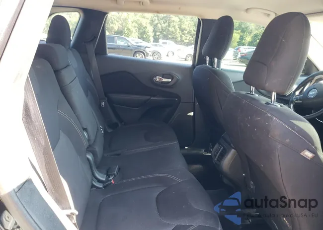 1C4PJMCS7GW338616: 81447575