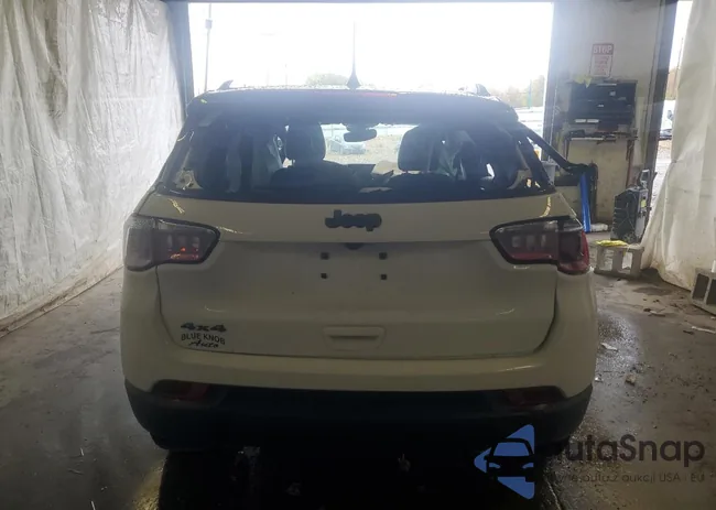 3C4NJDBN2RT115542: 82034935