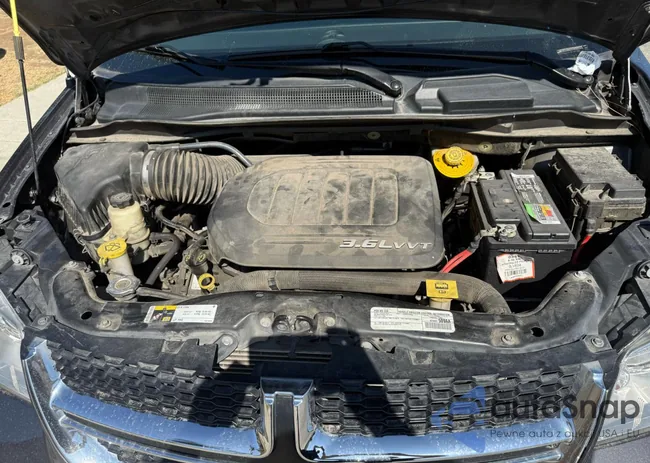 2C4RDGCG5GR381423: 83973335