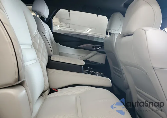 JM3TCBEY3M0530331: 70902925