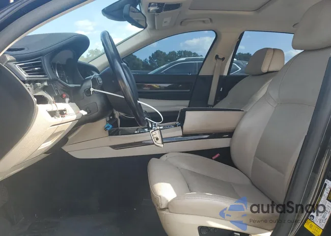 WBAKB8C52CC963507: 80068655