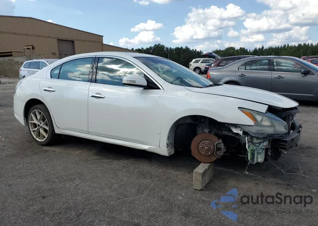 1N4AA5AP2CC854930: 72037205