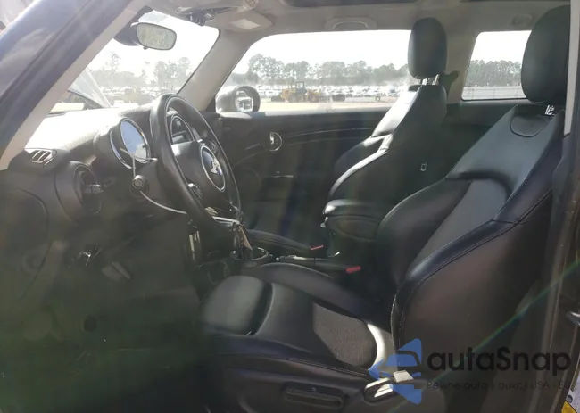 WMWXP7C3XH3B94734: 81447205