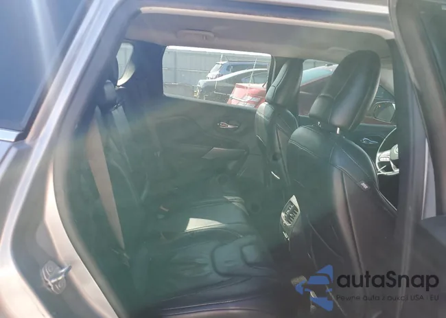 1C4PJLDB2LD524806: 71725395