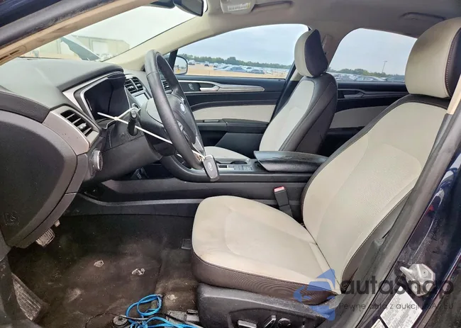 3FA6P0HD9LR198682: 71993545