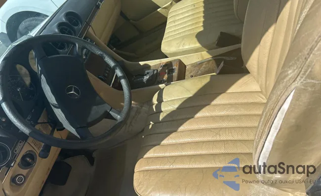 WDBBA45A2DB023819: 84609315