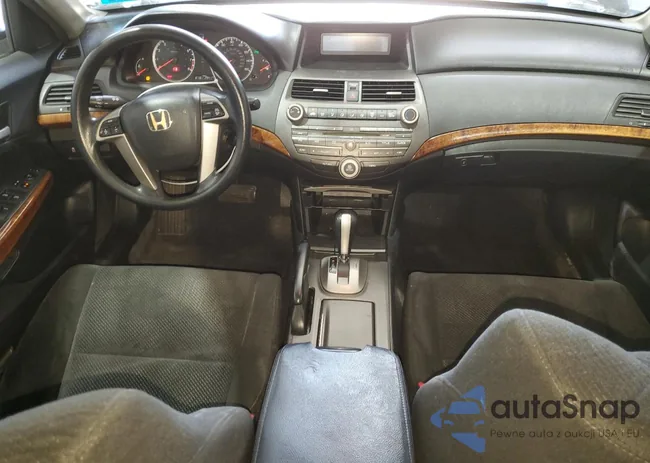 1HGCP2F79BA149742: 71054075