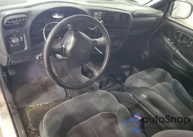 1GNDT13W91K224444: 81615015