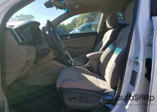 KM8J3CA40MU365884: 84702785