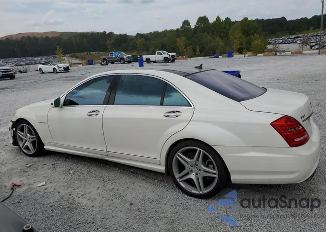 WDDNG7EB7DA513076: 81633695