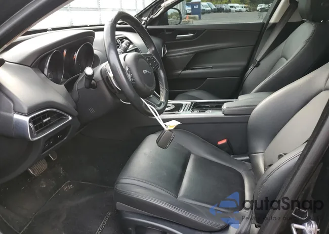 SAJAJ4FX7KCP43898: 82098265