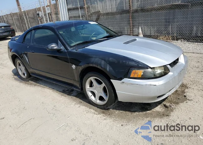 1FAFP42X0XF109028: 81565365