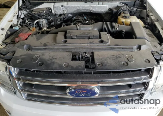 1FMJU2AT6FEF09899: 71325075