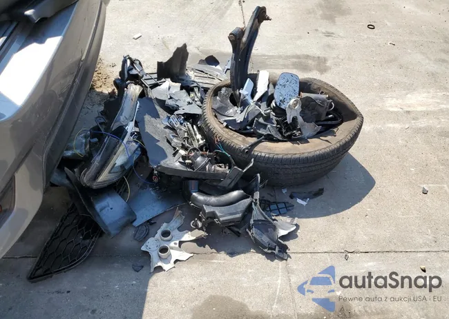 3N1AB7AP4HY386526: 81131945