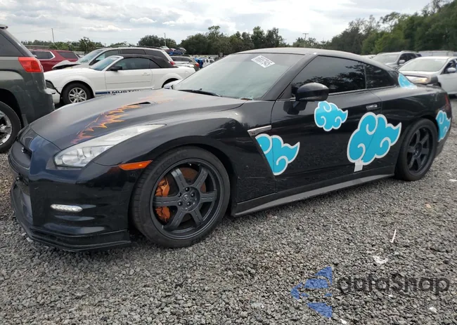 JN1AR5EF3FM280425: 66657945