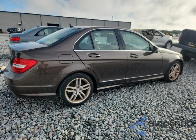 WDDGF4HB5DA824902: 80173535