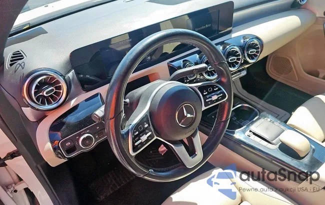 W1K3G4EB1MJ309170: 84238345