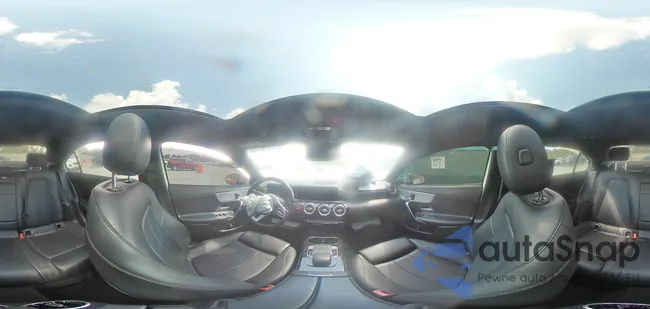 WDD3G4EB8KW000506: 71779745