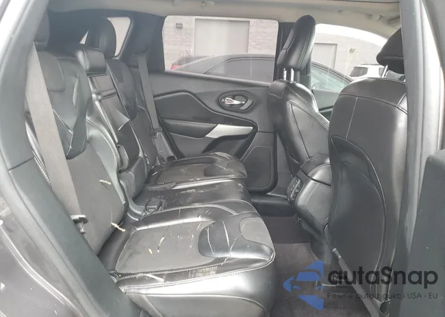 1C4PJLLBXJD524437: 81736145