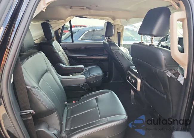 1FMJK1HT3NEA54949: 81522085