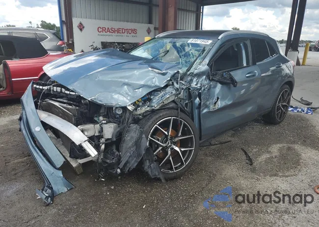 WDCTG4GB6FJ090162: 81071945