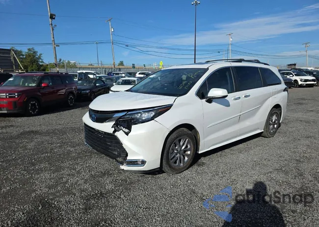 5TDYRKEC3RS190670: 84722805