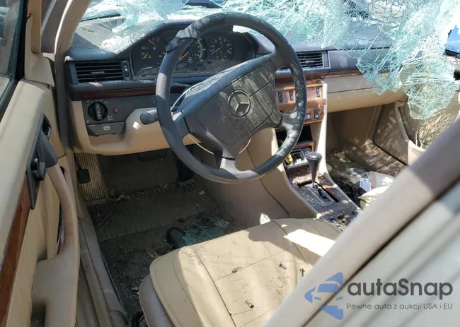 WDBEB31E6SC091657: 81733515