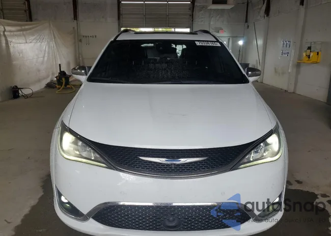 2C4RC1GG2JR100423: 70338165