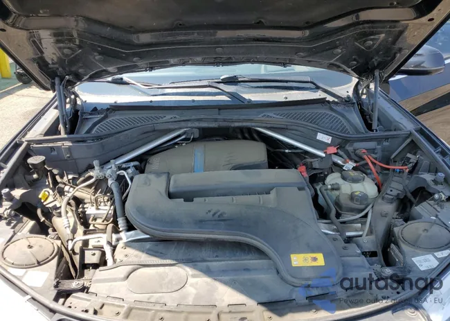 5UXKT0C32H0V96809: 71416255