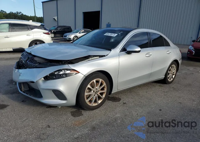 W1K3G4FB8LW047826: 80478575