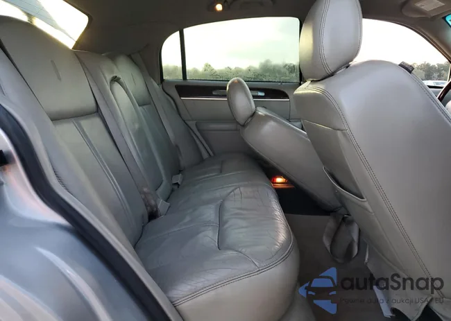 2LNHM82W98X649747: 71495455