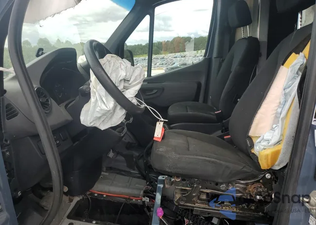 WD4PF0CD5KT004774: 84297145