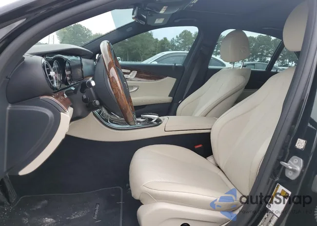 WDDZF4JB3HA031865: 84408005