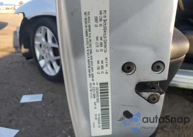 1B3ES66S45D168222: 81183955