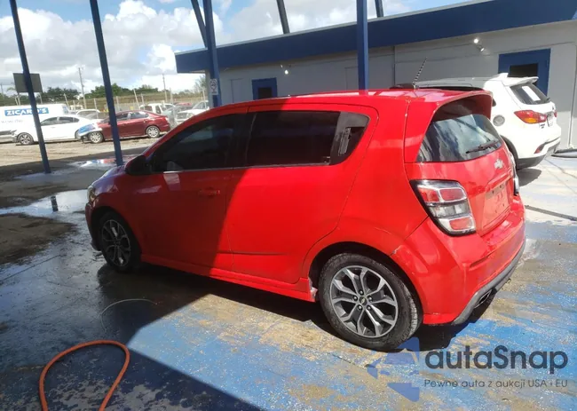 1G1JD6SB5H414244: 82032405