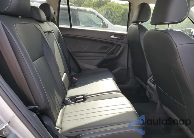 3VVMB7AX6PM085516: 71975015